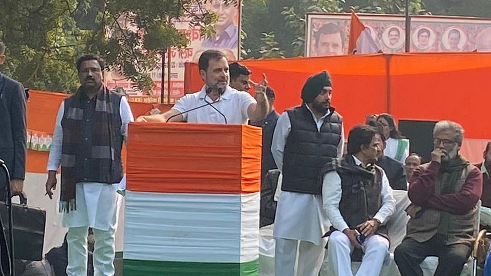 संसद में सुरक्षा चूक के दौरान भाग गए थे BJP सांसद, राहुल गांधी ने बताई पूरी कहानी