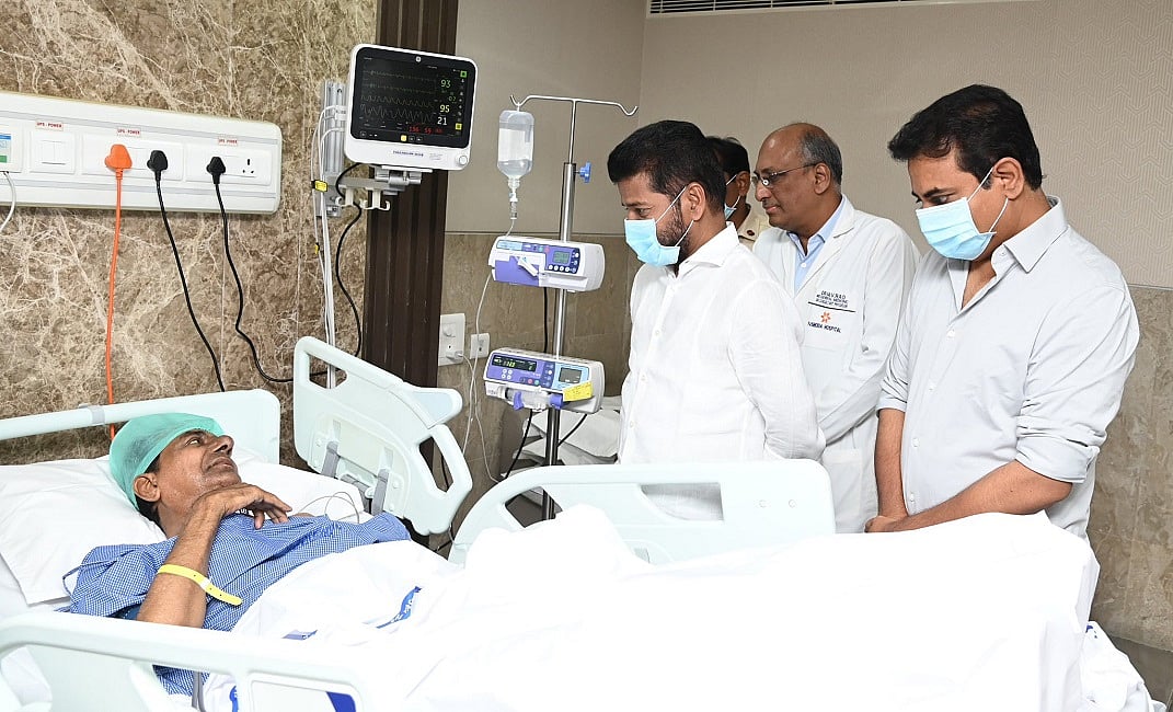 तेलंगानाः मुख्यमंत्री रेवंत रेड्डी ने अस्पताल में भर्ती  चंद्रशेखर राव से मुलाकात की, जल्द ठीक होने की कामना की