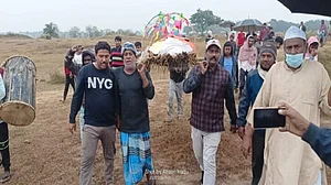 झारखंडः हिंदू बुजुर्ग की अर्थी उठाने वाला नहीं था कोई, मुसलमानों ने राम-नाम के साथ किया अंतिम संस्कार