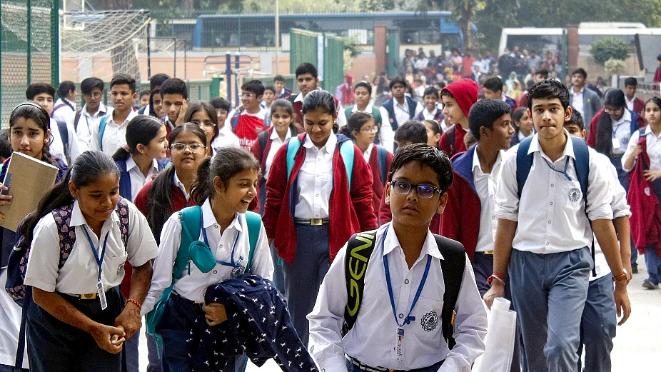 दिल्ली के स्कूलों में छोटा हुआ विंटर ब्रेक, सिर्फ 1 से 6 जनवरी तक रहेंगे बंद