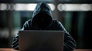 घोटालेबाज आपकी जानकारी चुराने के लिए नकली QR कोड का कर रहे उपयोग, यूएस एफटीसी ने दी चेतावनी