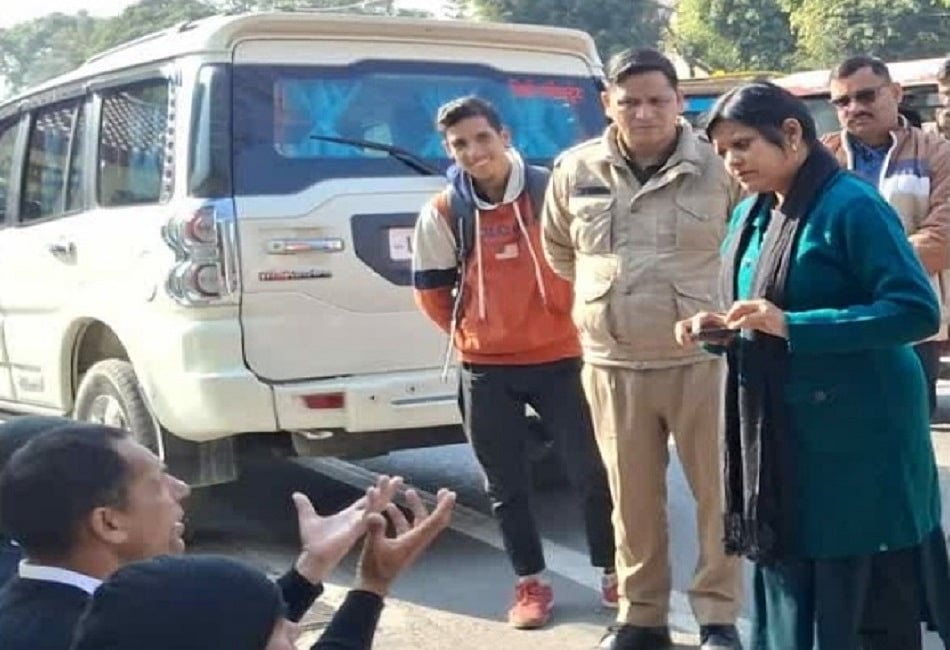 उत्तराखंडः जंगली जानवर के हमले में तीसरी मौत पर ग्रामीणों का फूटा गुस्सा, भीमताल-हल्द्वानी NH पर किया प्रदर्शन
