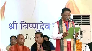 छत्तीसगढ़ के नए मुख्यमंत्री बने विष्णु देव साय, विजय शर्मा और अरुण साव ने ली मंत्री पद की शपथ