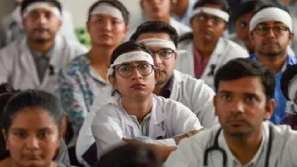 हरियाणा में डॉक्टरों की हड़ताल से चरमराई स्वास्थ्य व्यवस्था, दर-दर भटकते रहे मरीज