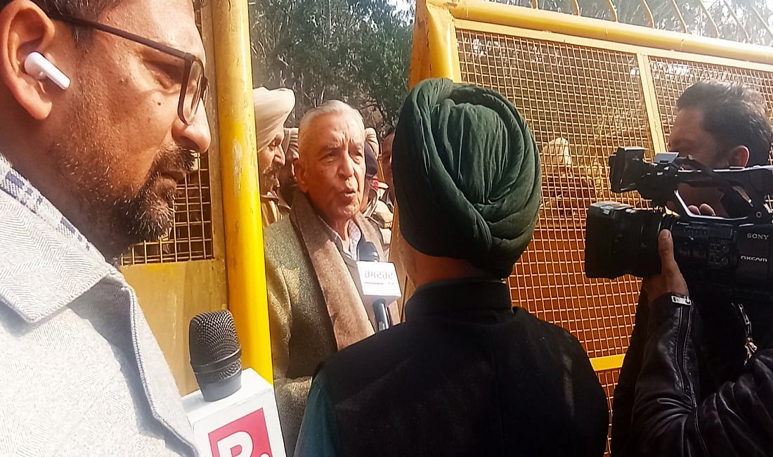 चंडीगढ़ में इंडिया गठबंधन से पहले मुकाबले में ही BJP के पैंतरे, अचानक नगर निगम चुनाव टला, पवन बंसल ने उठाया सवाल