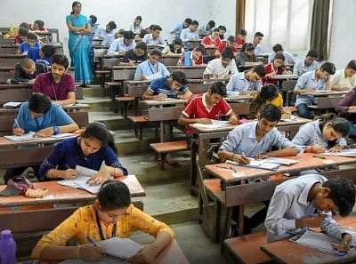 बिहार: गुरुवार से 12वीं की परीक्षा, 13 लाख परीक्षार्थियों के लिए बने 1523 केंद्र, 30 मिनट पहले पहुंचना होगा