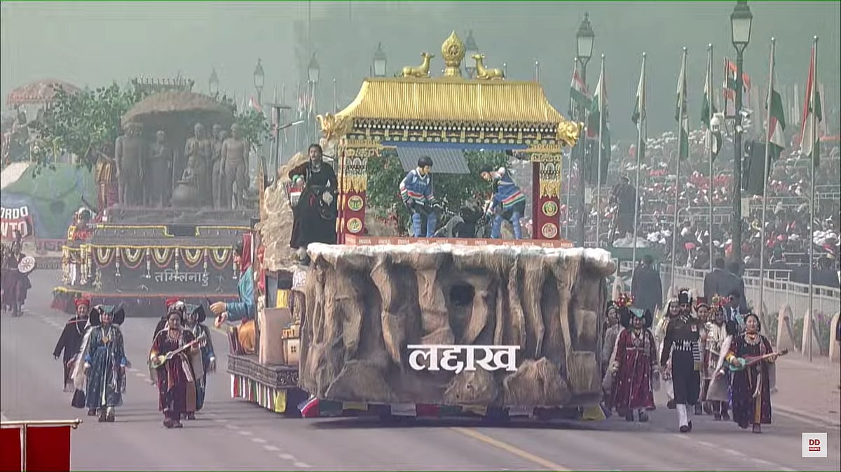 बड़ी खबर LIVE: यूपी के कानपुर में थाने बुलाकर युवक को बुरी तरह पीटा, गंभीर हालत में अस्पताल में भर्ती, दारोगा निलंबित