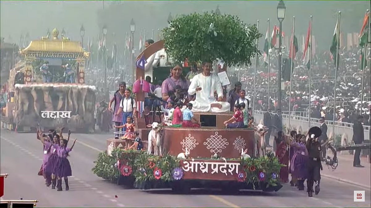 बड़ी खबर LIVE: यूपी के कानपुर में थाने बुलाकर युवक को बुरी तरह पीटा, गंभीर हालत में अस्पताल में भर्ती, दारोगा निलंबित