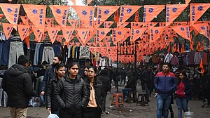 मंदिर उत्सव का उल्लास या एक तबके को भयाक्रांत करने का प्रयास, क्यों हैं इन महिलाओं को किसी अनहोनी का अंदेशा!