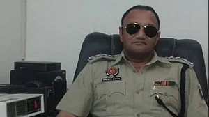 जालंधर में अर्जुन पुरस्कार विजेता DSP की संदिग्ध परिस्थितियों में मौत, पुलिस ने वाहन से टक्कर की जताई आशंका