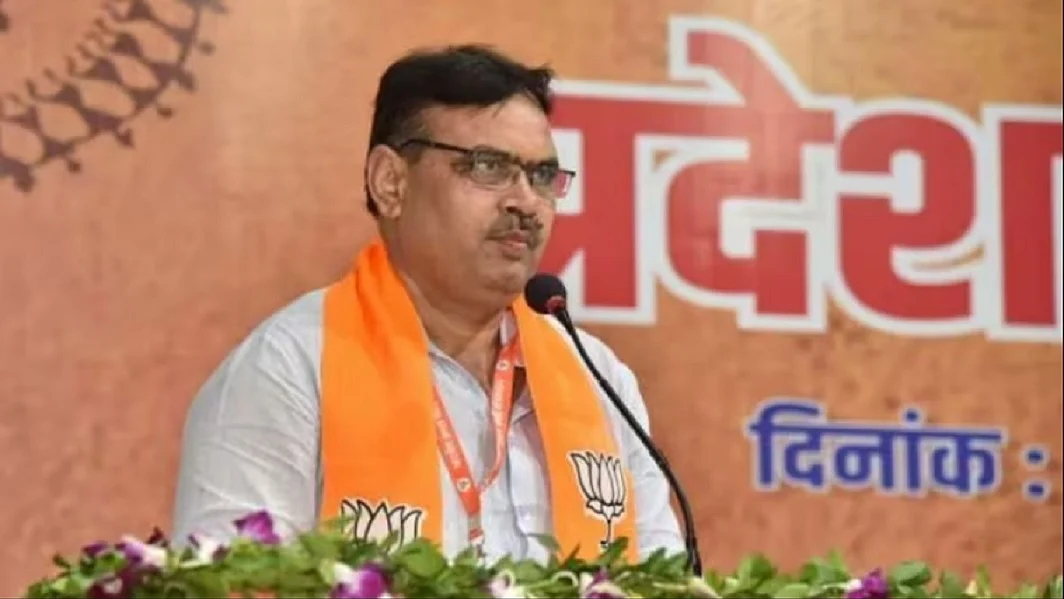 राजस्थान सीएम को जेल से कैदी ने दी मारने की धमकी, तीन जेल अधिकारी निलंबित
