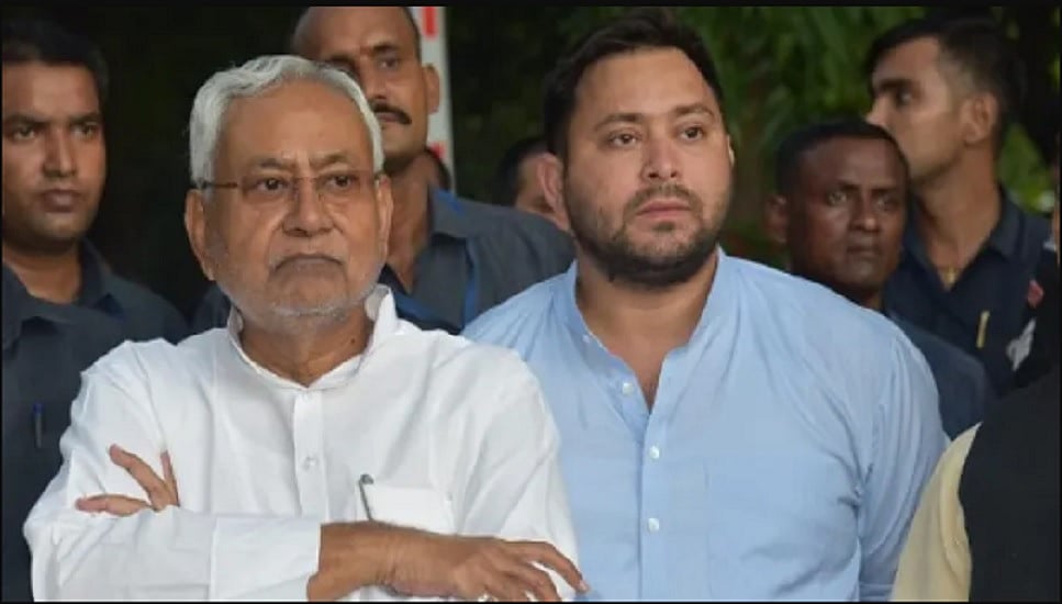 बिहार में सियासी हलचल के बीच कई IAS का तबादला, पटना समेत कई जिलों के जिलाधिकारी बदले गए
