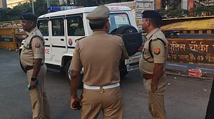 नोएडा: होली और रमजान के मद्देनजर धारा 163 लागू, पुलिस ने शुरू की पेट्रोलिंग, जानें क्या है धारा 163?