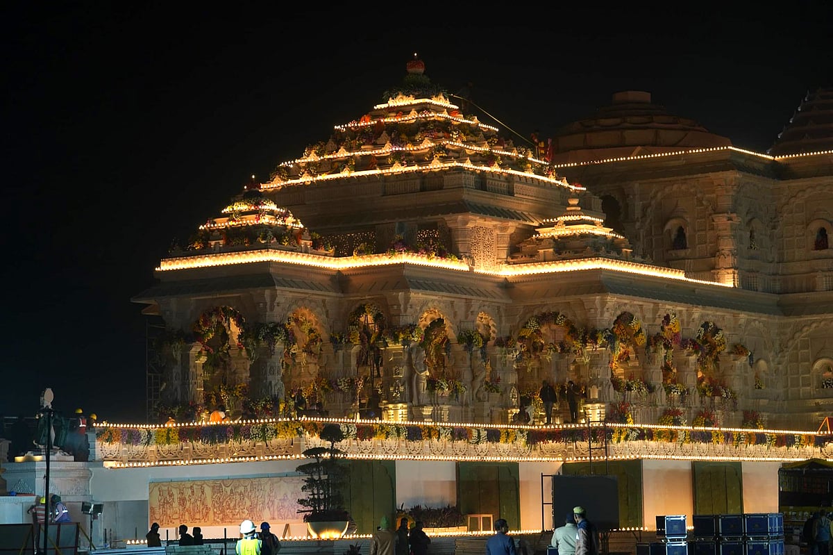 अयोध्या में मंदिर होंगे स्वच्छ, भगवान के चरणों में चढ़े फूलों से बनेगी धूप, जानें क्या है प्लान 