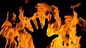 बिहार के भागलपुर में दर्दनाक हादसा, एक ही परिवार के 3 लोगों की जिंदा जलकर मौत