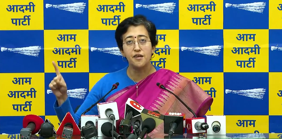 कैग की रिपोर्ट विधानसभा के पास है, इसके आगे सरकार की कोई भूमिका नहीं: आप