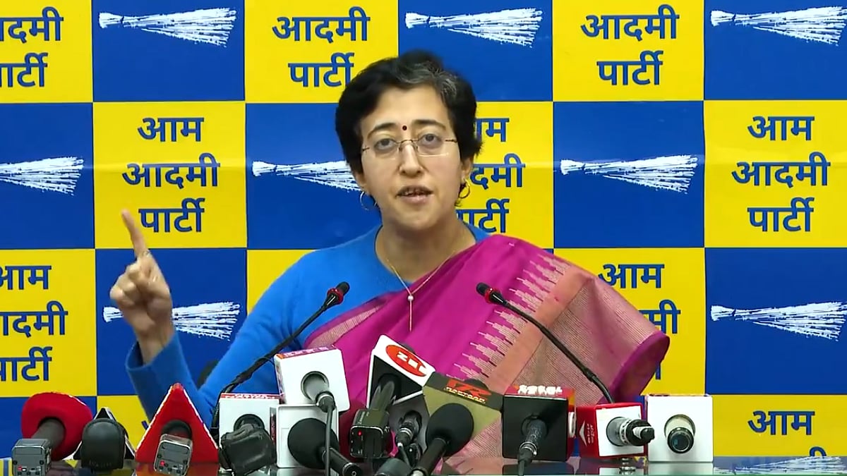 कैग की रिपोर्ट विधानसभा के पास है, इसके आगे सरकार की कोई भूमिका नहीं: आप