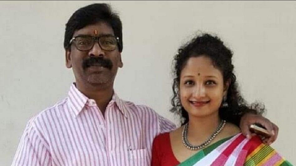 कल्पना ने पति हेमंत सोरेन के सोशल मीडिया अकाउंट्स के साथ मोर्चा संभाला