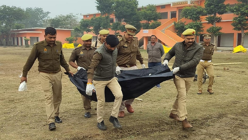 बुंदेलखंड महोत्सव में विस्फोट, 3 की मौत