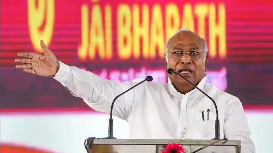 झूठ फैलाना ही 'मोदी की गारंटी'! कांग्रेस अध्यक्ष का पीएम पर जोरदार पलटवार
