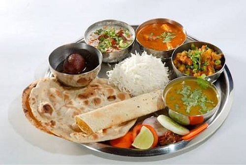 मार्च में महंगी हुई शाकाहारी थाली, 22 प्रतिशत तक बढ़े दालों के दाम: रिपोर्ट