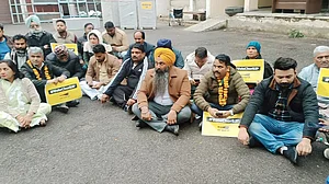 चंडीगढ़ मेयर चुनाव में धांधली के खिलाफ AAP ने किया भूख हड़ताल का ऐलान, कार्रवाई होने तक जारी रहेगा आंदोलन
