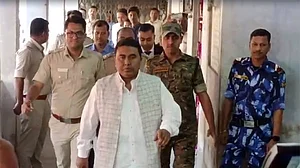 संदेशखाली मामले में शेख शाहजहां को एक और झटका, TMC ने 6 साल के लिए पार्टी से निलंबित किया