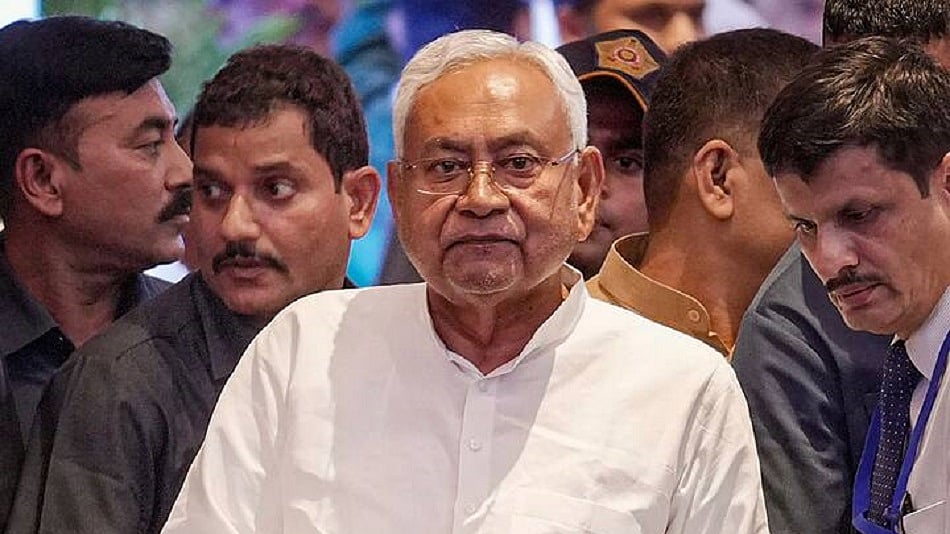 बिहार में शिक्षकों के हंगामे के बाद स्कूल की टाइमिंग में बदलाव, शिक्षा विभाग ने जारी की अधिसूचना
