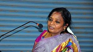 तेलंगाना में उद्योगों और सेवा क्षेत्र को बढ़ावा देने के लिए एक नई नीति लाएगी रेवंत सरकार, AI सिटी की तैयारी