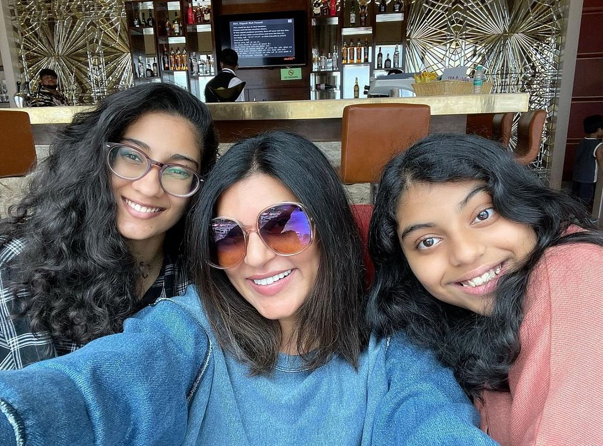 सिनेजीवन: पूनम पांडे बोलीं- मुझे मार डालो, मुझे सूली पर चढ़ा दो... और 'बेबी जॉन' का फर्स्ट लुुक आया सामने