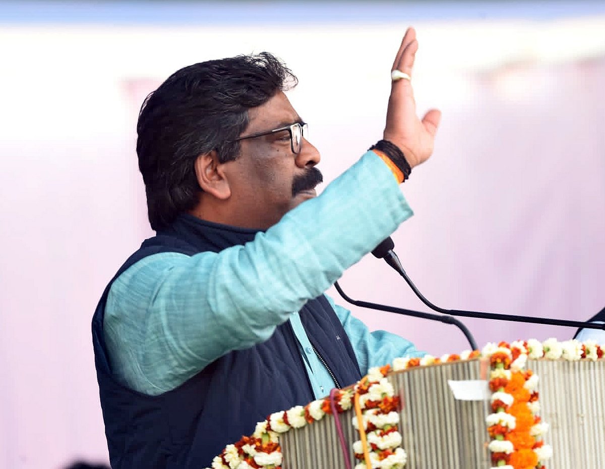 ईडी के अफसरों के खिलाफ केस निरस्त करने के लिए हाईकोर्ट में याचिका, हेमंत सोरेन ने एसटी-एससी थाने में कराई है FIR