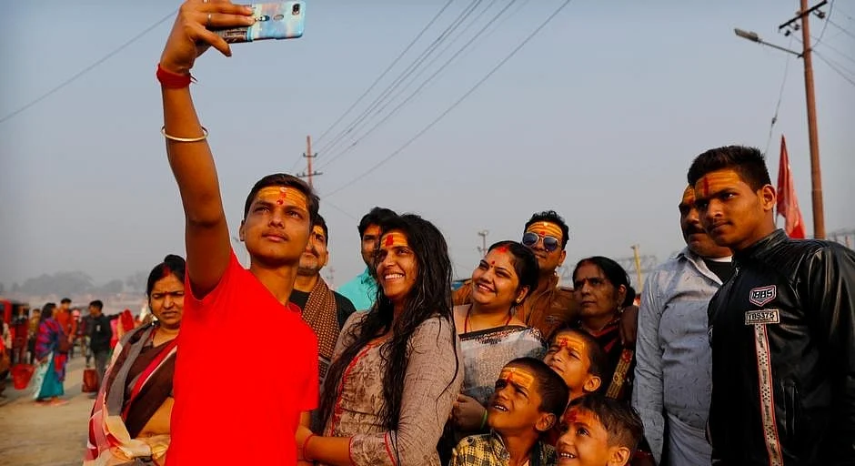 उत्तराखंड: समान नागरिक संहिता में 'हिंदू अविभाजित परिवार' को लेकर उठ रहे सवाल  