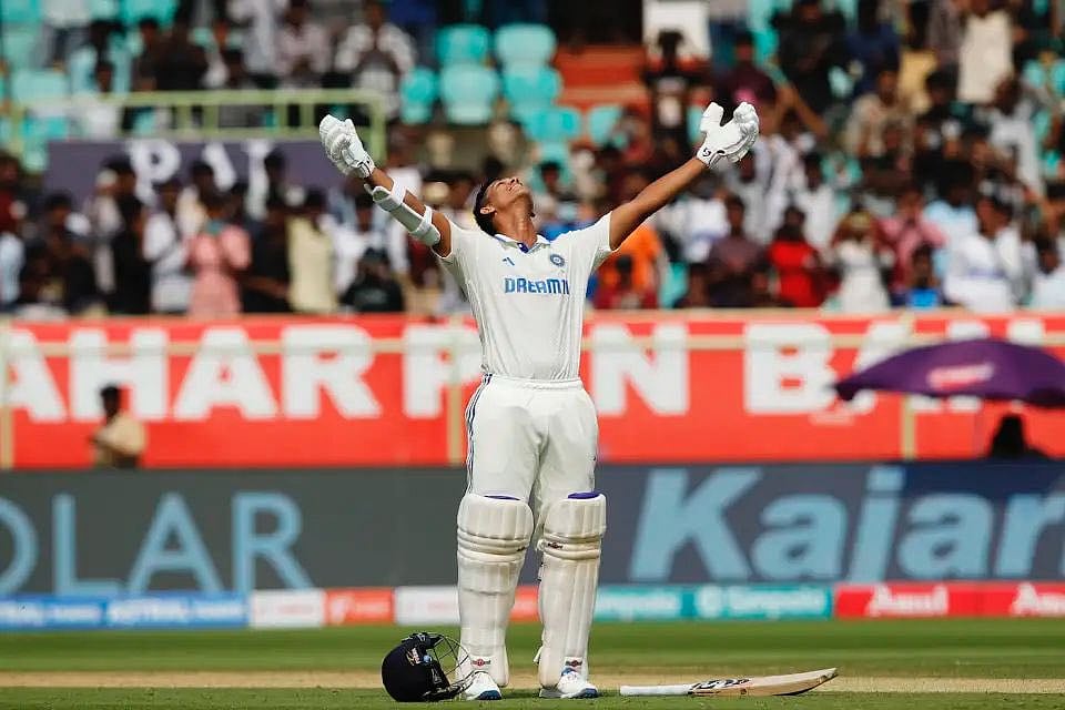 Ind vs Eng: यशस्वी जायसवाल टेस्ट में दोहरा शतक बनाने वाले तीसरे सबसे युवा भारतीय बने, बनाया रिकॉर्ड