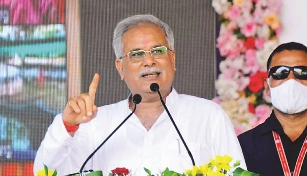 भूपेश बघेल के खिलाफ छापेमारी पर कांग्रेस ने उठाया सवाल, कहा- न डरने वाले हैं और न दबने वाले हैं