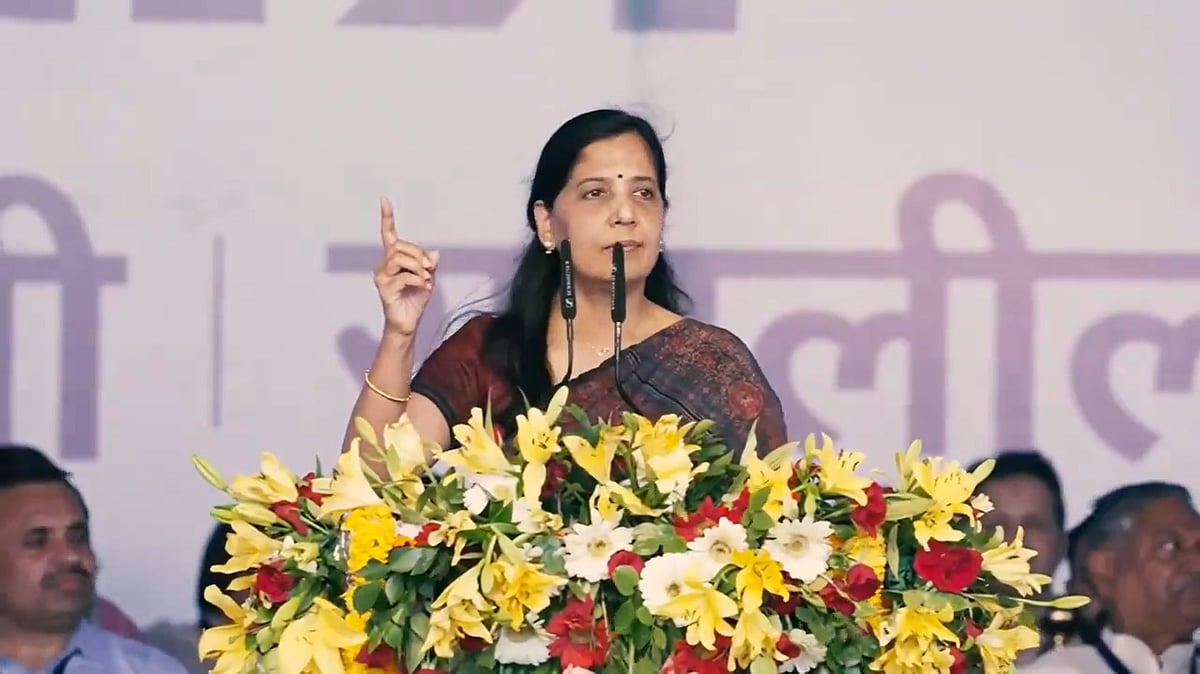 लोकतंत्र बचाओ रैली: सुनीता केजरीवाल का BJP पर हमला, बोलीं- शेर हैं केजरीवाल, ज्यादा दिन तक उन्हें जेल में नहीं रख पाएंगे