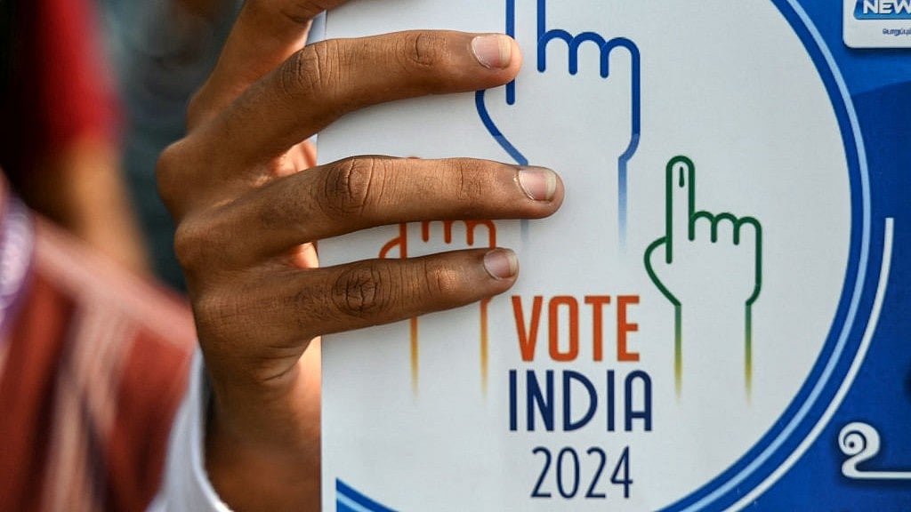 आकार पटेल का लेख: निष्पक्ष और स्वतंत्र चुनाव का नारा सिर्फ छलावा, धांधली और फिक्सिंग की आशंका