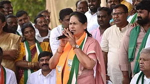 शोभा करांदलाजे के खिलाफ चुनाव आचार संहिता उल्लंघन का मामला दर्ज, DMK की शिकायत पर कार्रवाई