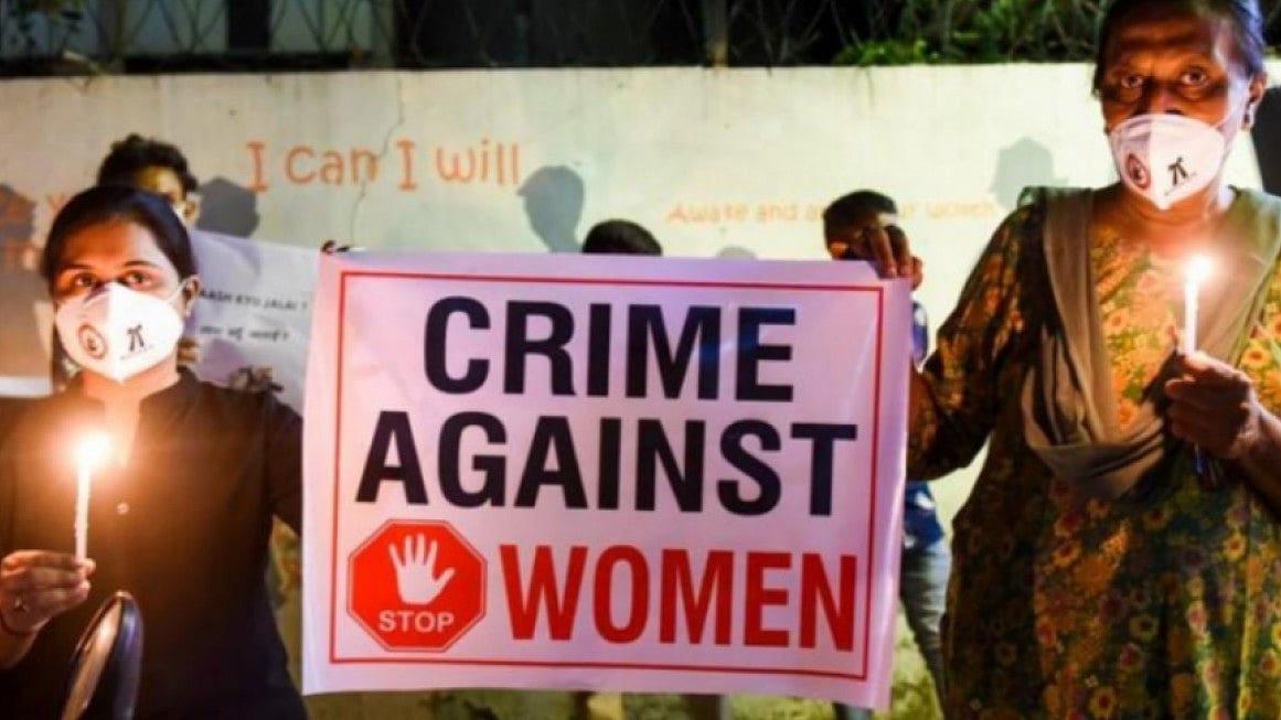  महिला दिवस: हैशटैग बनाम हकीकत के आईने में आधी आबादी