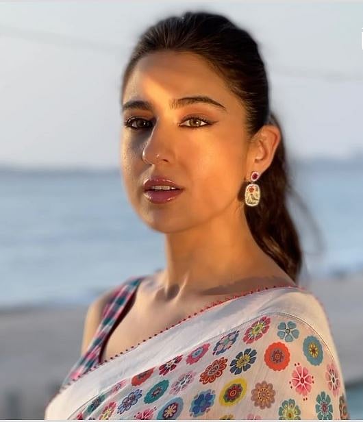 सिनेजीवन: जान्हवी ने गोवा में 'देवरा: पार्ट 1' का अपना शेड्यूल किया पूरा और 'मडगांव एक्सप्रेस' पर मिल रहा IPL डिस्काउंट