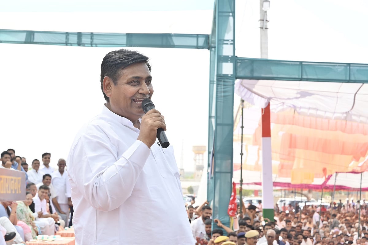 'हार से भयभीत BJP के लोग चुनाव में क्या-क्या करेंगे', डोटासरा ने हेलीकॉप्टर उतारने की अनुमति नहीं देने का आरोप लगाया