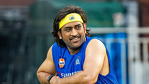 धोनी ने छोड़ी CSK की कप्तानी