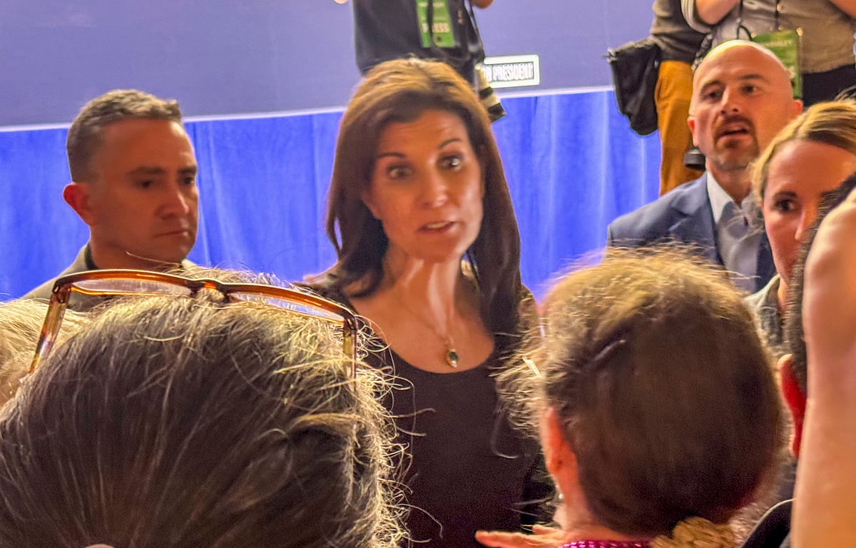 अमेरिकी राष्ट्रपति चुनाव: बाइडन और ट्रंप के बीच फिर होगा मुकाबला? हेली पर दौड़ से हटने का दबाव बढ़ा
