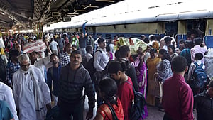 होली की भीड़ को देखते हुए रेलवे चलाएगा 540 अतिरिक्त ट्रेन