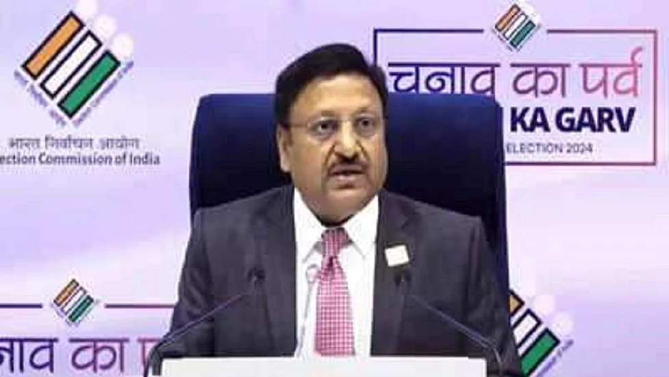 पहले चरण की वोटिंग के बीच मुख्य चुनाव आयुक्त की अपील- आपका वोट सुरक्षित, बड़ी संख्या में करें मतदान