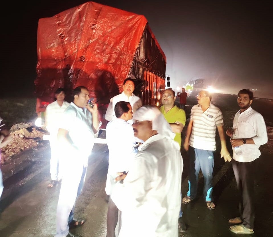 महाराष्ट्र कांग्रेस प्रमुख नाना पटोले की कार को ट्रक ने मारी टक्कर, बाल बाल बचे, जताई साजिश की आशंका