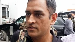 धोनी से धोखाधड़ी के मामले में आरोपियों को समन, MS को भी पेश करना होगा दस्तावेज