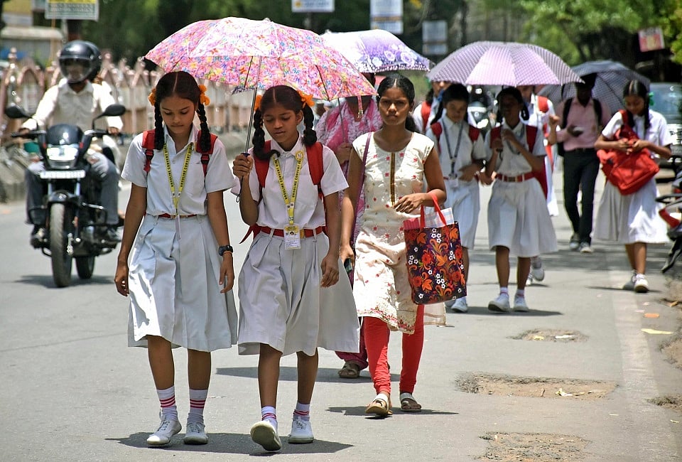 झारखंड में गर्मी और लू के चलते 8वीं कक्षा तक स्कूल अगले आदेश तक बंद, 11 जिलों में हीटवेव का ऑरेंज अलर्ट