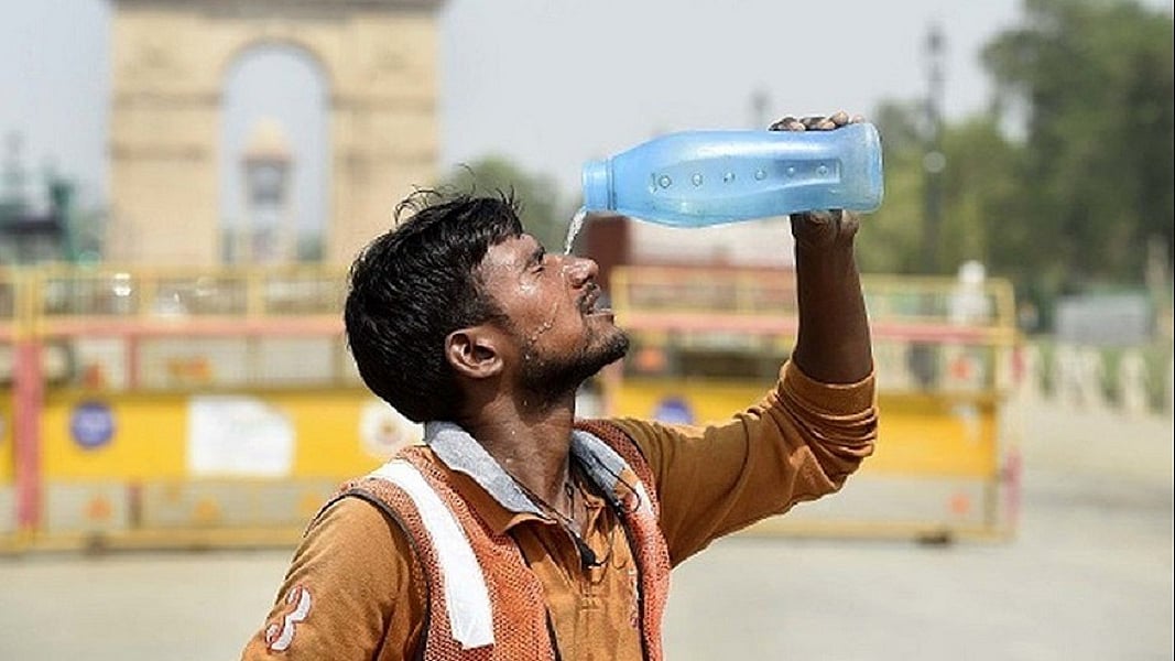चुनाव की सरगर्मी के बीच इन राज्यों में जमकर झुलसाएगी गर्मी, 42 डिग्री पहुंच सकता है पारा, हो जाएं सतर्क