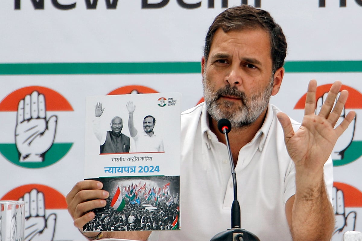 'राजनीतिक मंचों से ‘झूठ की बौछार’ करने से इतिहास नहीं बदलता', राहुल गांधी का पीएम मोदी को जवाब