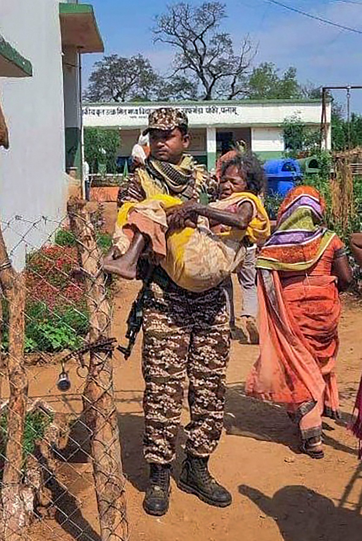 लोकसभा चुनाव: झारखंड में शाम पांच बजे तक करीब 62 प्रतिशत मतदान, सबसे अधिक हजारीबाग वोटिंग